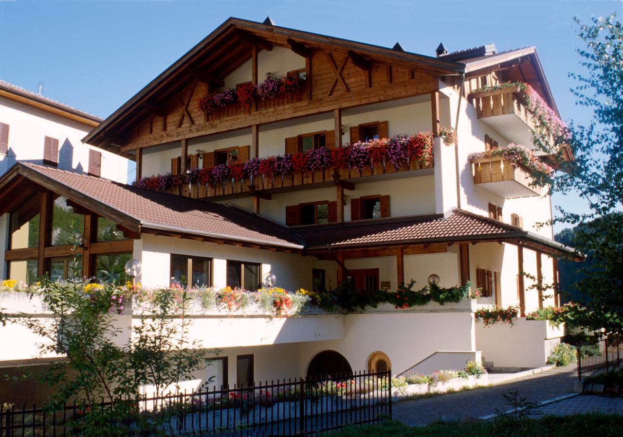 Holiday House Erika Premadio Kültér fotó